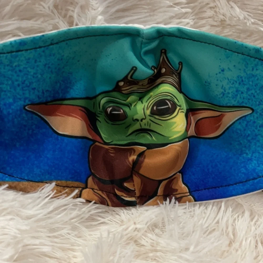 New soft Yoda with crown face mask